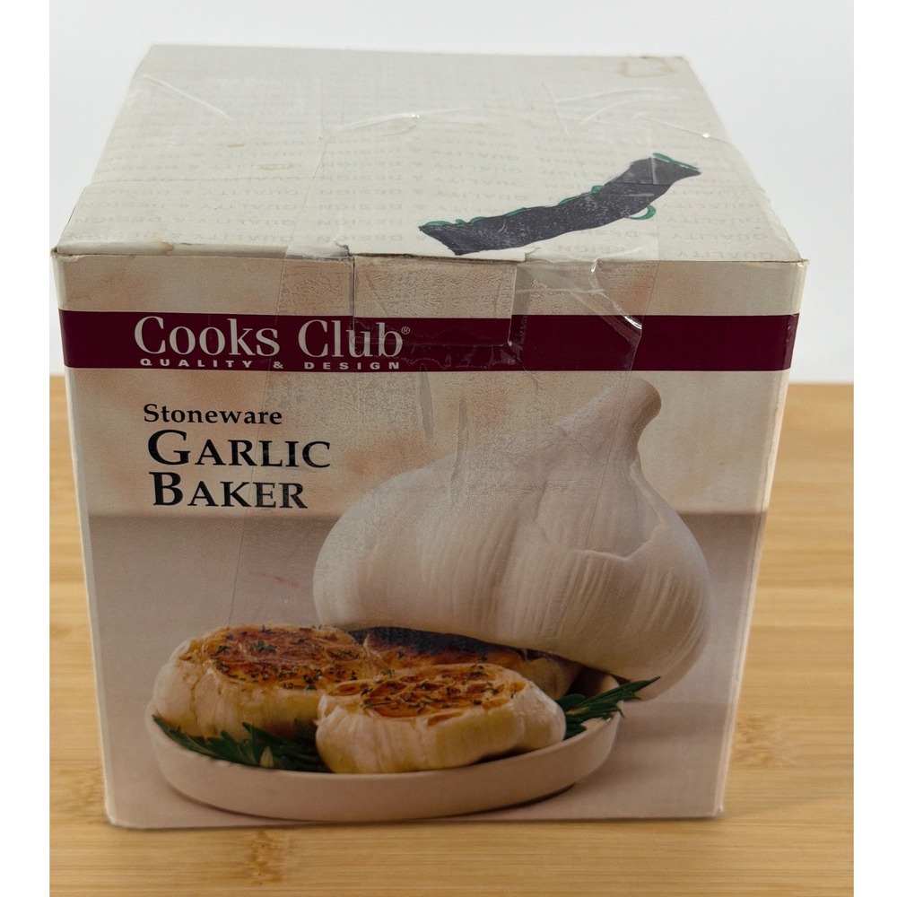 Cooks Club Stoneware Garlic Baker White Bulb Shape Roaster New in Open Box